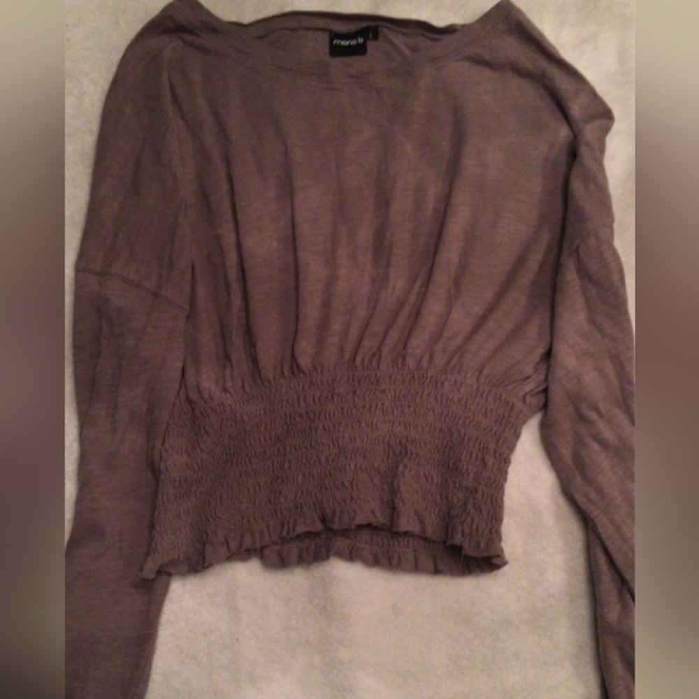 Mono b top